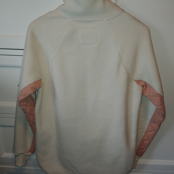 ABERCROMBIE & FITCH FLEECE - Picture 3 of 5